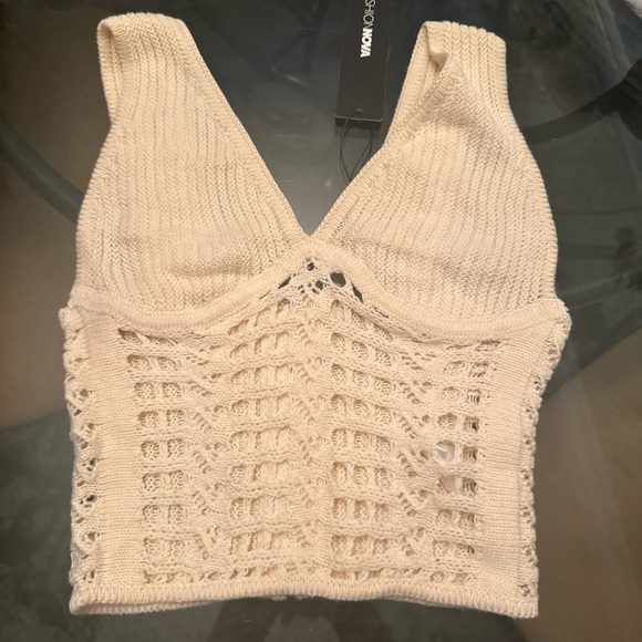 FASHION NOVA TOP - Picture 2 of 5